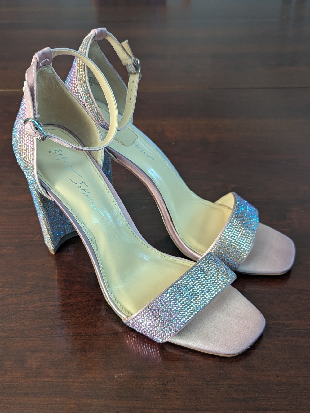 Betsey Johnson Womens 10 Pink Turquoise SB Rina Rhinestone Heeled Sandals Glam
